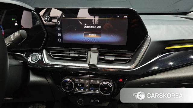 Chevrolet (GM Daewoo) Trax Crossover 2023 Белый из Кореи, фото 5