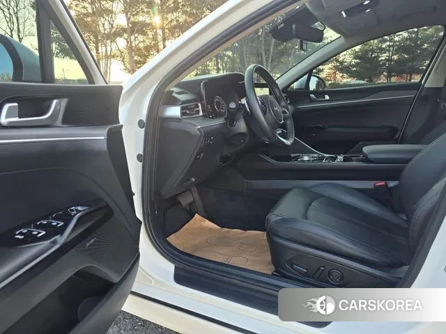 Kia K5 3rd generation 2022 Белый из Кореи, фото 5