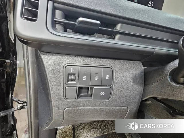 Hyundai Staria 2022 Черный из Кореи, фото 5