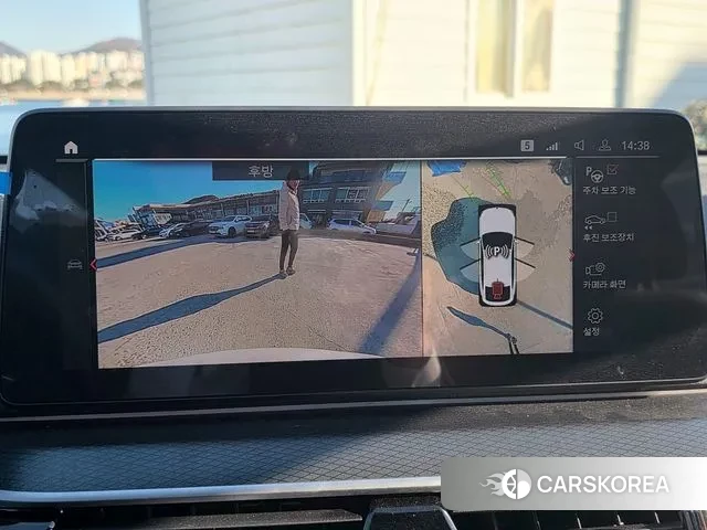 BMW 6 Series GT (G32) 2024 Белый из Кореи, фото 5