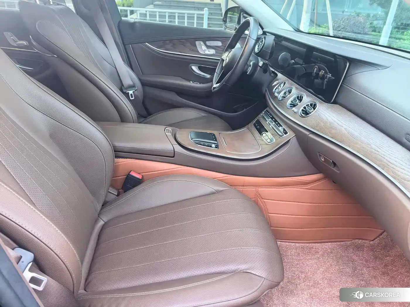 Mercedes-Benz E-Class 2023 Черный из Китая, фото 5