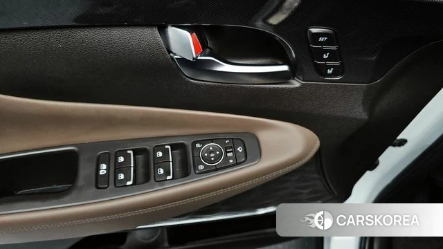 Hyundai The New Santa Fe 2021 Белый из Кореи, фото 5