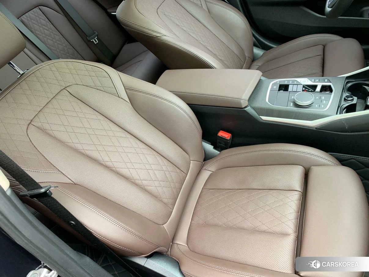 BMW 3 series 2022 Черный из Китая, фото 5