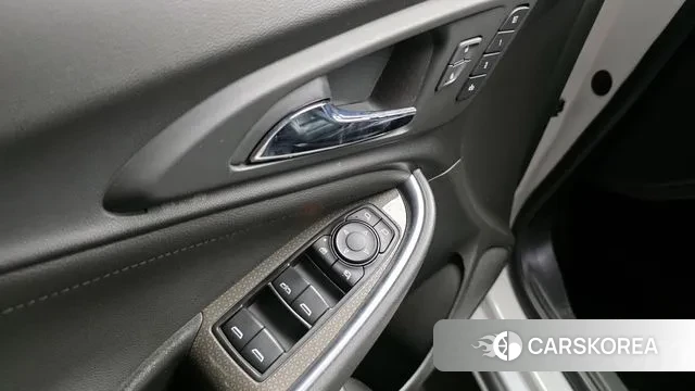 Chevrolet (GM Daewoo) All New Malibu 2018 Белый из Кореи, фото 5