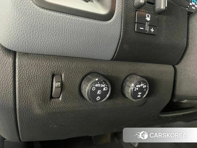 Chevrolet (GM Daewoo) Real New Colorado 2022 Белый из Кореи, фото 5
