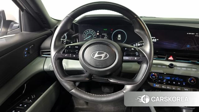 Hyundai The New Avante (CN7) 2023 Серебристо-серый из Кореи, фото 5