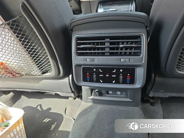 Audi Q8 (4M) 2021 Белый из Кореи, фото 5