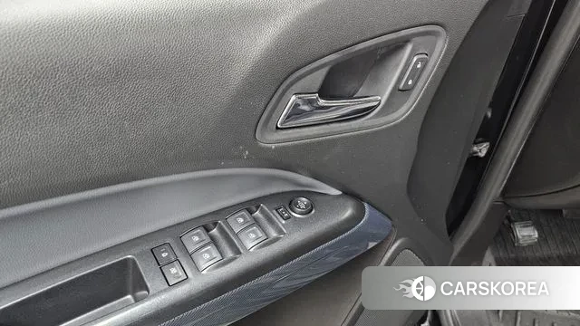 Chevrolet (GM Daewoo) Real New Colorado 2021 Черный из Кореи, фото 5