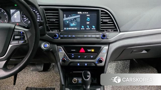 Hyundai Avante AD 2018 Белый из Кореи, фото 5