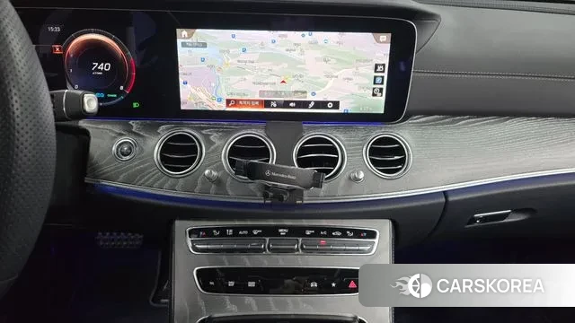 Mercedes-Benz E-Class W213 2022 Белый из Кореи, фото 5