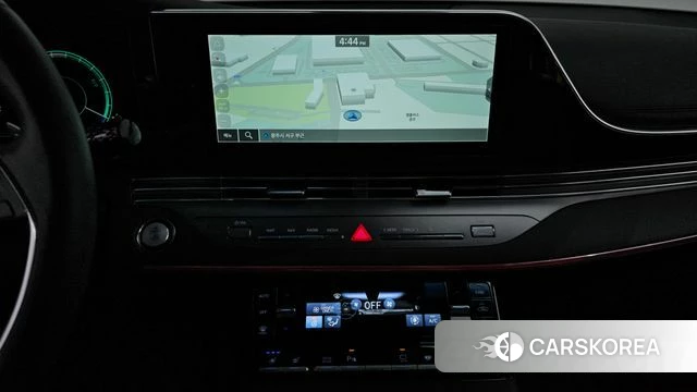 Hyundai The New Grandeur IG Hybrid 2021 Белый из Кореи, фото 5