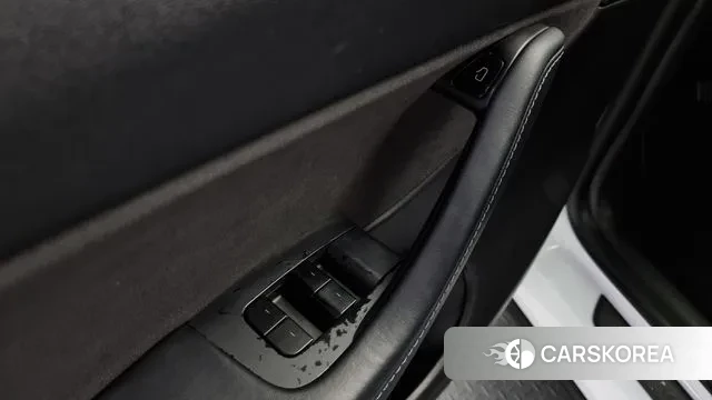 Tesla Model Y 2021 Белый из Кореи, фото 5