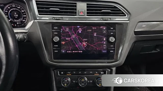 Volkswagen Tiguan second Generation 2018 Черный из Кореи, фото 5