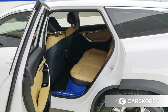 Geely Automobile Boyue L 2022 Белый из Китая, фото 5