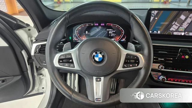 BMW 5 Series (G30) 2020 Белый из Кореи, фото 5