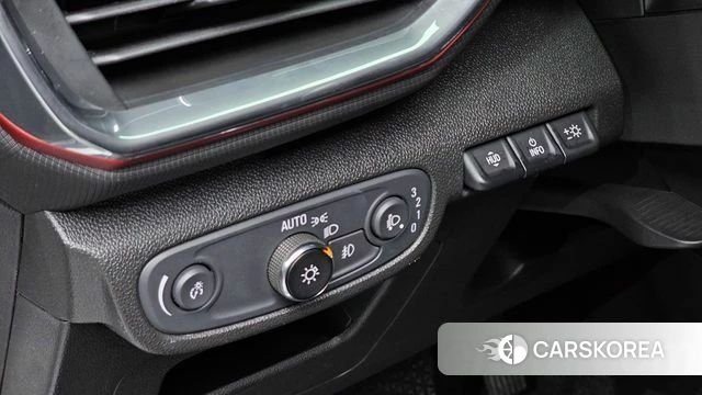 Chevrolet (GM Daewoo) Trailblazer 2022 Белый из Кореи, фото 5