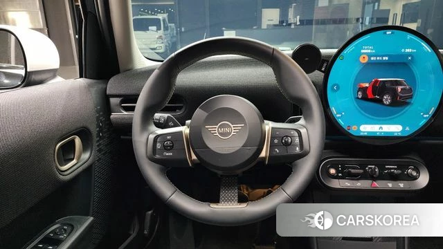 Mini Cooper C 4th generation 2025 Черный из Кореи, фото 5