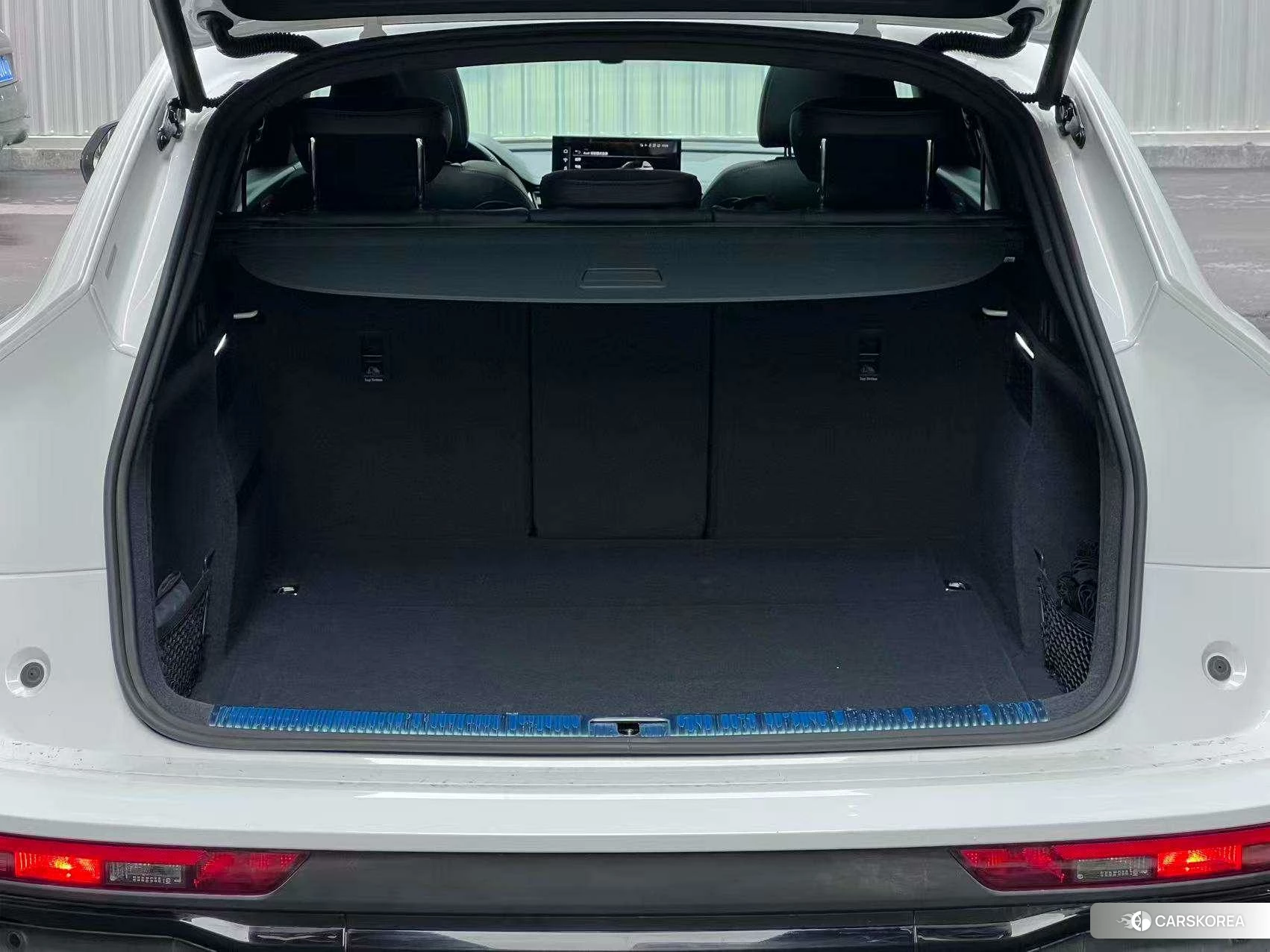 Audi Q5L Sportback 2020 Белый из Китая, фото 5