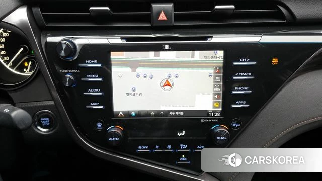 Toyota Camry (XV70) 2019 Песочный из Кореи, фото 5