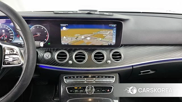 Mercedes-Benz E-Class W213 2020 Черный из Кореи, фото 5