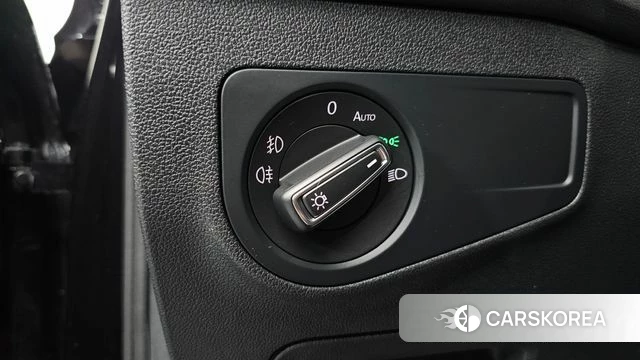 Volkswagen Tiguan second Generation 2020 Черный из Кореи, фото 5