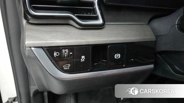 Kia Sportage 5th Generation 2023 Белый из Кореи, фото 5