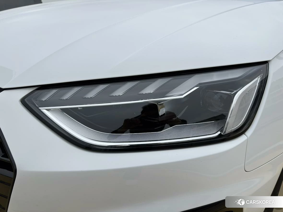 Audi A4L 2023 Белый из Китая, фото 5