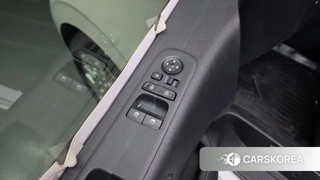 Hyundai Staria 2022 Белый из Кореи, фото 5