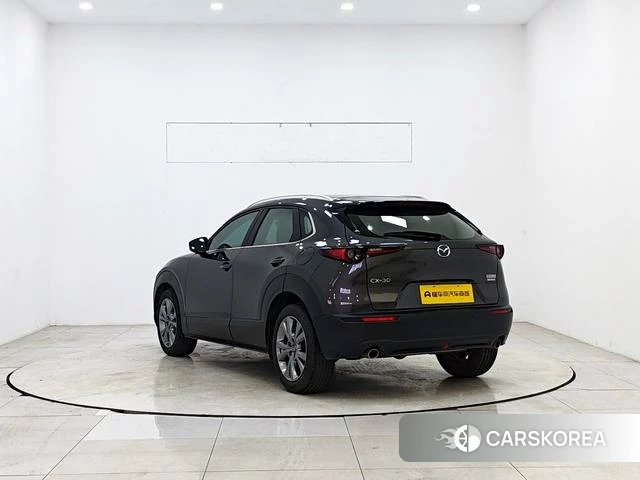 Mazda CX-30 2022 Темно-серый из Китая, фото 5