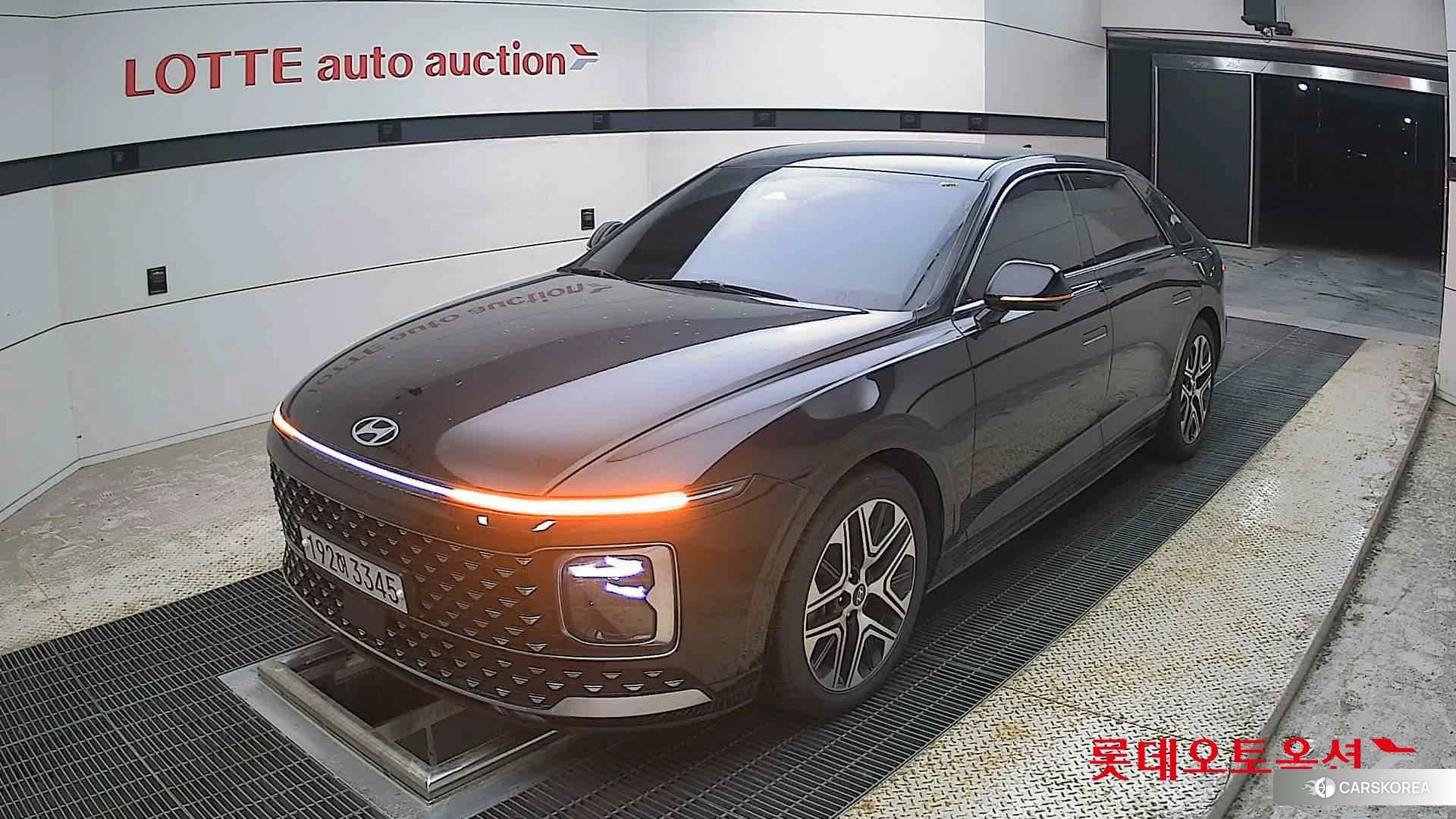 Hyundai Grandeur 2023 Abyss Black Pearl из Кореи, фото 5