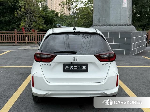 Honda Fit 2021 Белый из Китая, фото 5