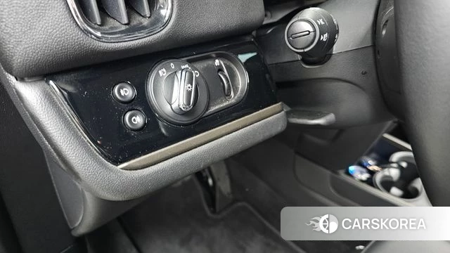 Mini Cooper Countryman 2022 Серебристо-серый из Кореи, фото 5