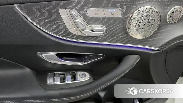 Mercedes-Benz E-Class W213 2022 Белый из Кореи, фото 5