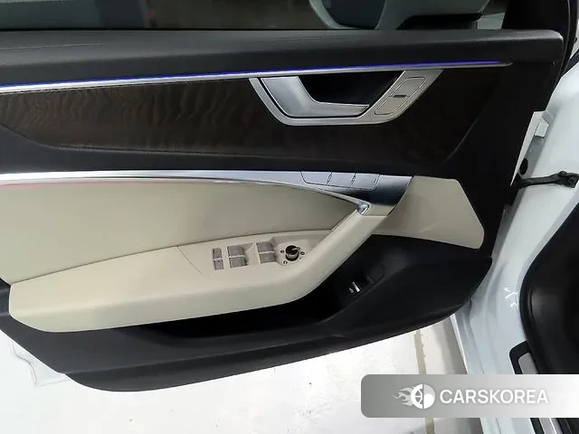 Audi A6 (C8) 2023 Белый из Кореи, фото 5