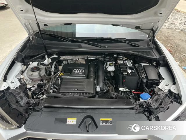 Audi Q3 2023 Белый из Китая, фото 5