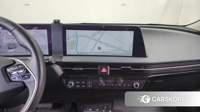 Kia EV6 2023 Белый из Кореи, фото 5