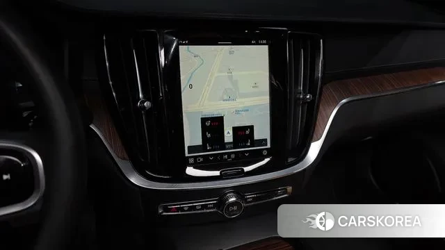 Volvo S60 3rd generation 2022 Черный из Кореи, фото 5