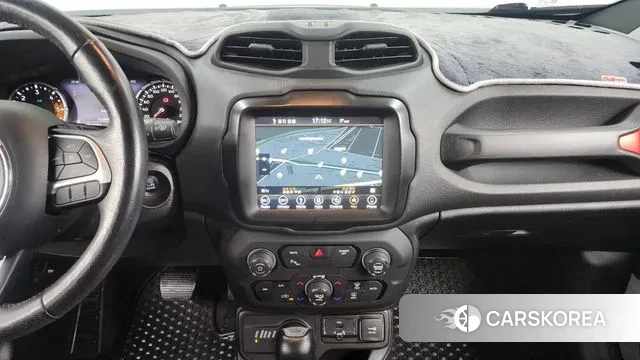 Jeep Renegade 2018 Белый из Кореи, фото 5