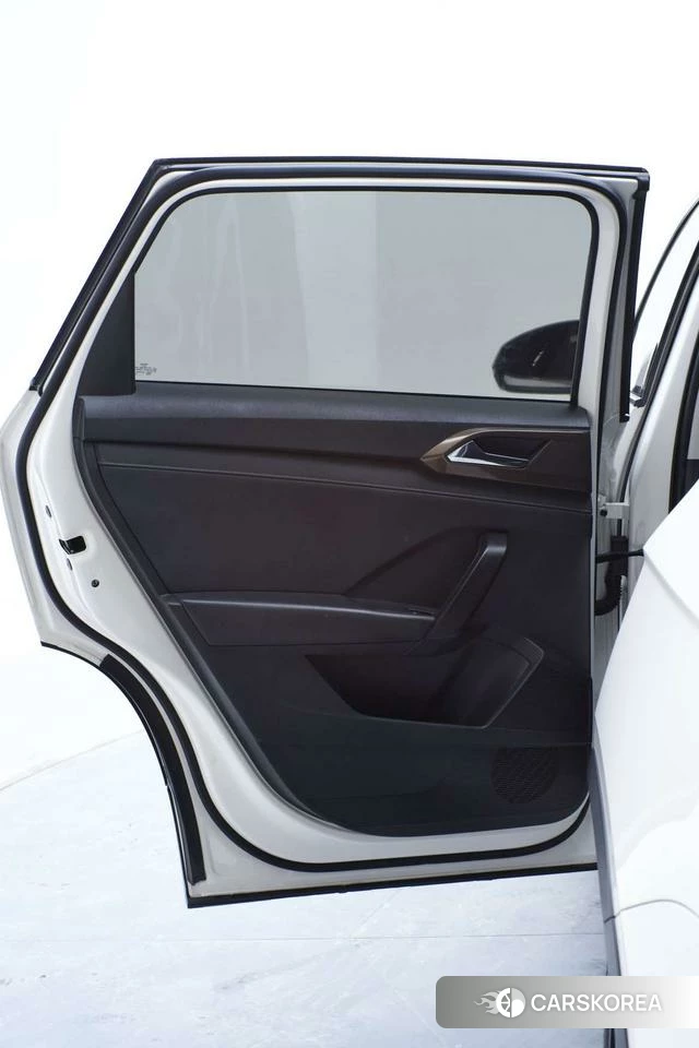Volkswagen Tuyue 2022 Белый из Китая, фото 5