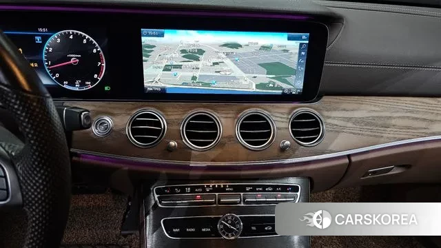 Mercedes-Benz E-Class W213 2018 Черный из Кореи, фото 5