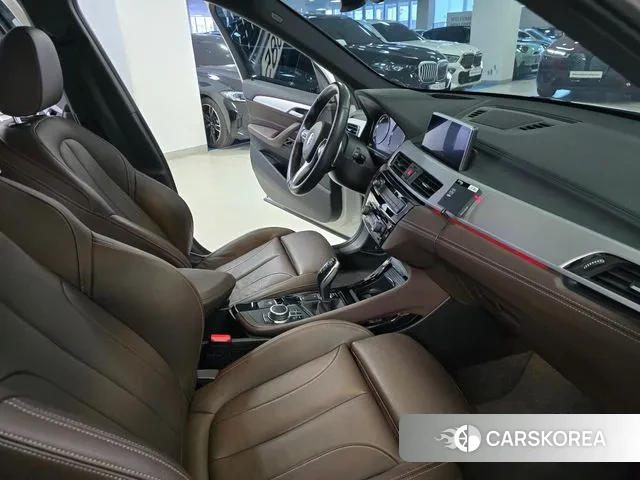 BMW X1 (F48) 2022 Белый из Кореи, фото 5