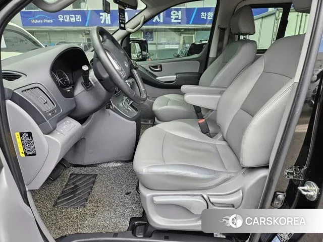 Hyundai The New Grand Starex 2018 Черный из Кореи, фото 5