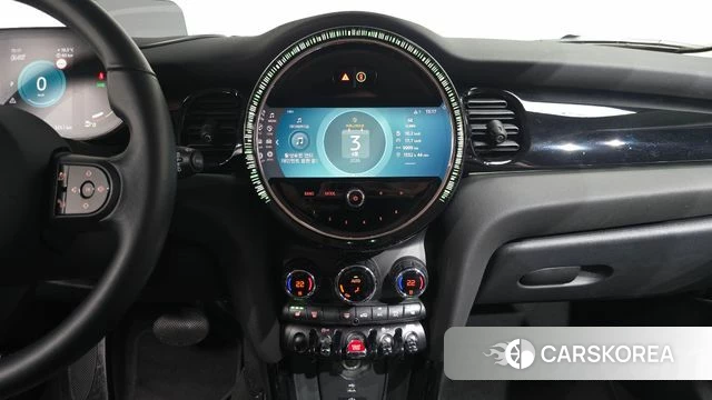 Mini Cooper 2022 Черный из Кореи, фото 5