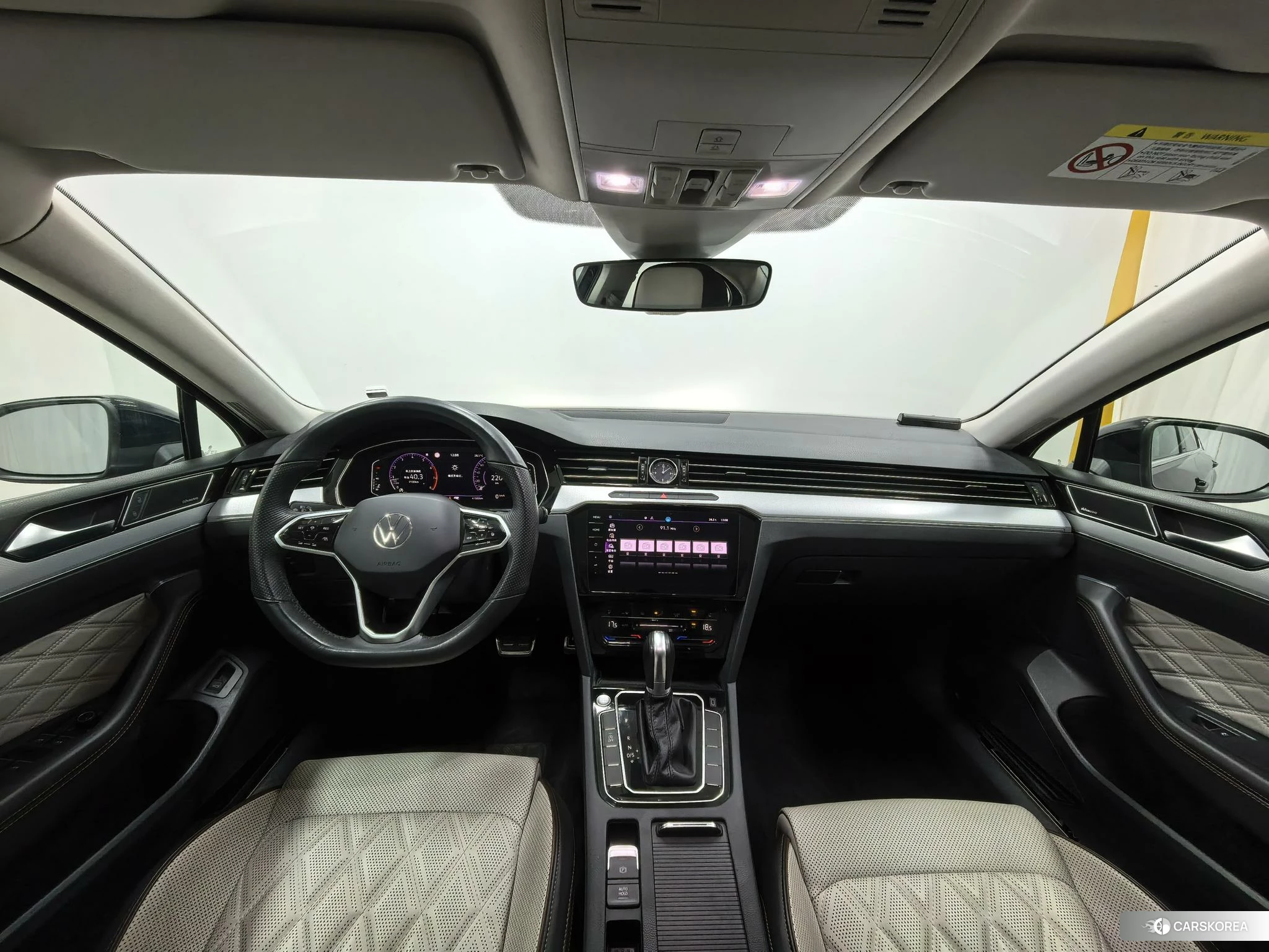 Volkswagen Magotan 2022 Черный из Китая, фото 5