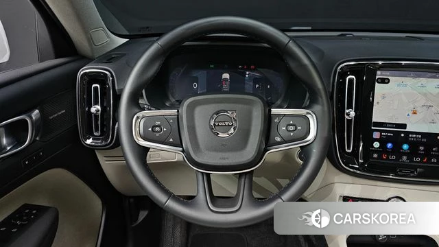 Volvo XC40 2025 Белый из Кореи, фото 5