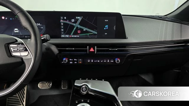 Kia EV6 2023 Белый из Кореи, фото 5