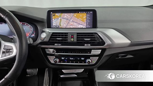 BMW X3 (G01) 2021 Черный из Кореи, фото 5