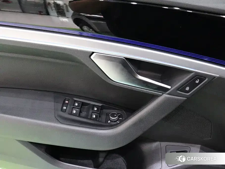 Volkswagen Touareg 2020 Черный из Китая, фото 5