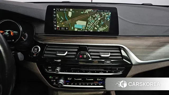 BMW 5 Series (G30) 2018 Серый из Кореи, фото 5