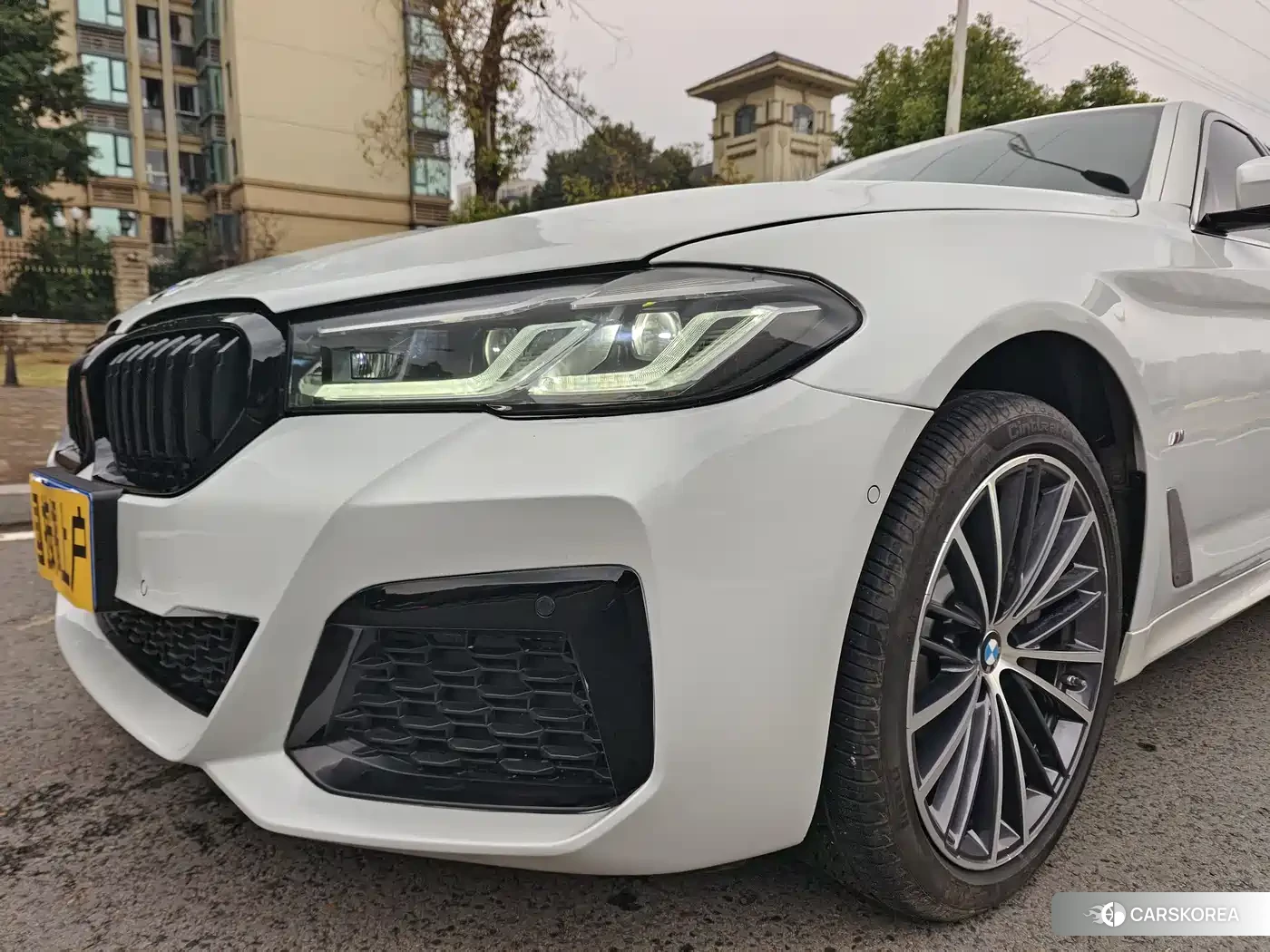 BMW 5 series 2024 Белый из Китая, фото 5